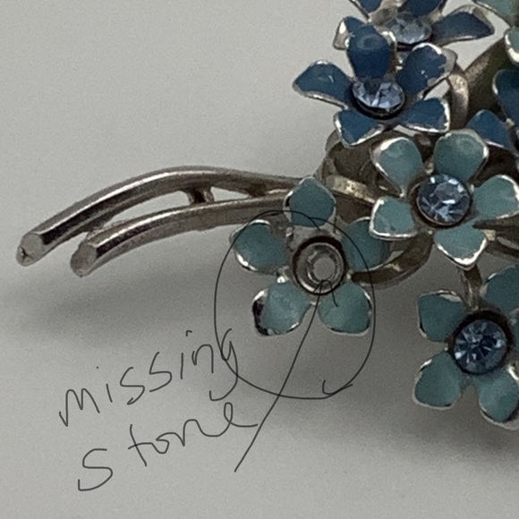Blue Floral Brooch with Blue Rhinestones - Picture 4 of 9